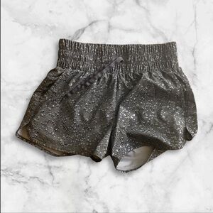 Black water look shorts with built in